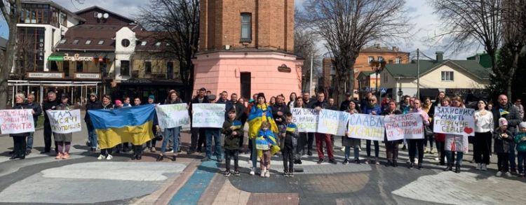 Маріуполь — це як Донецький аеропорт, у його захисників героїчні серця